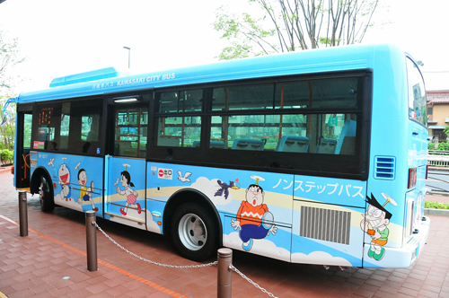 Los atobuses de Doraemon